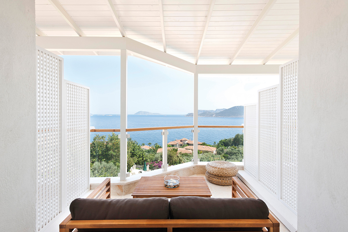 modern villa construction Costa Brava